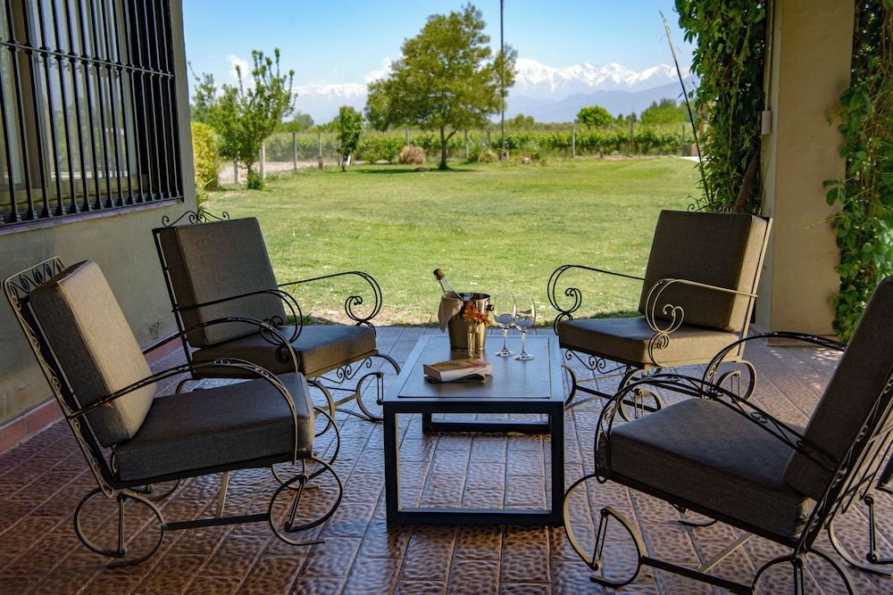 Posada Mawida Superior Triple Room 2