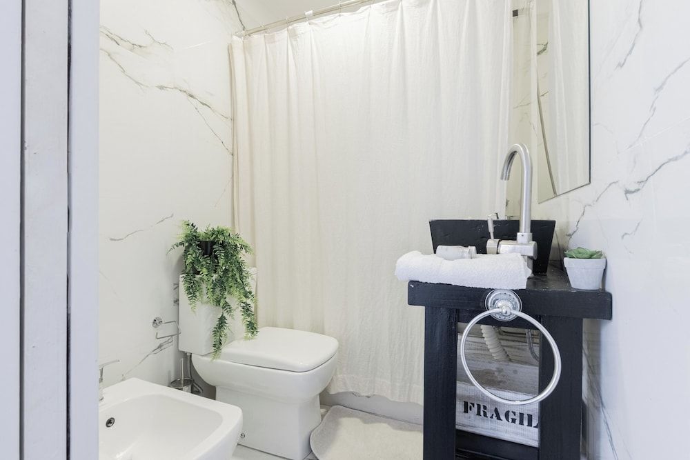 FLIPHAUS SohoVibes Townhome (C) 6