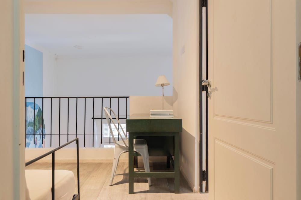 FLIPHAUS SohoVibes Townhome (A) 7