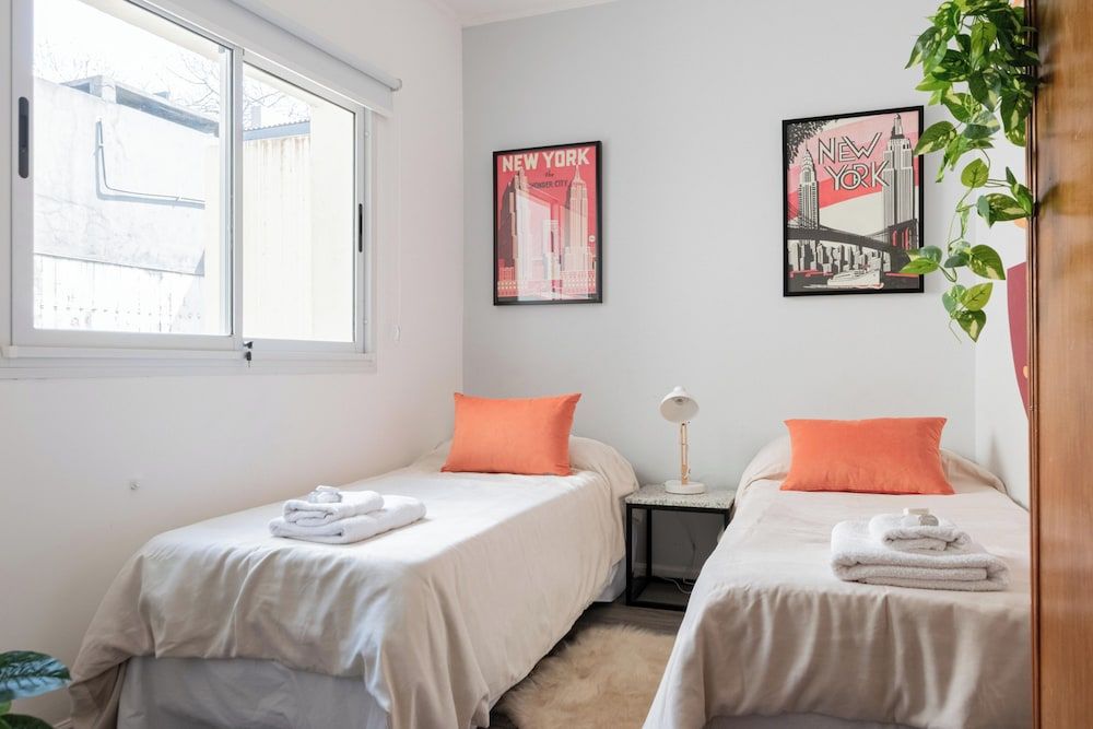 FLIPHAUS SohoVibes Townhome (C)