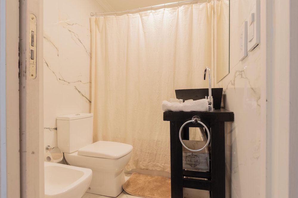 FLIPHAUS SohoVibes Townhome (A) 13