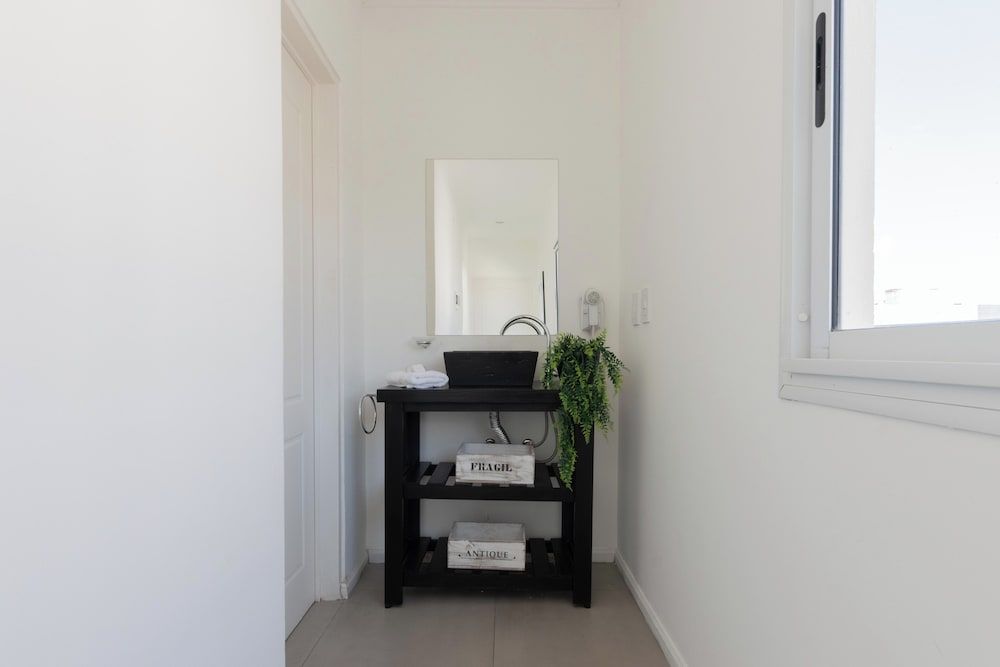 FLIPHAUS SohoVibes Townhome (B) 8