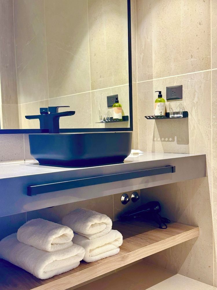 MABRA SUITES Deluxe Double or Twin Room, Non Smoking, Balcony 14