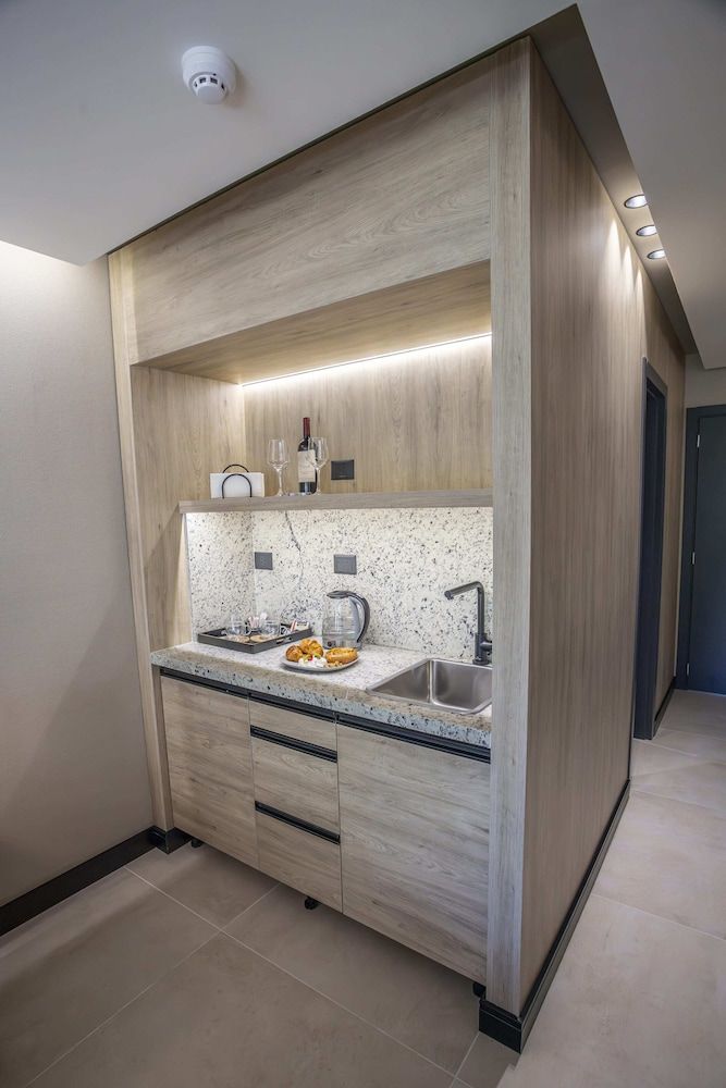 MABRA SUITES Deluxe Double or Twin Room, Non Smoking, Balcony 22