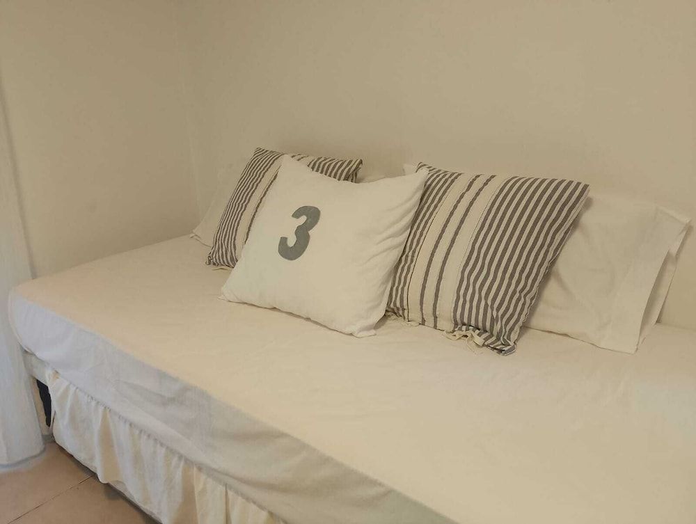 Monoambiente de Categoría Studio, 1 Bedroom, Smoking, Patio 2