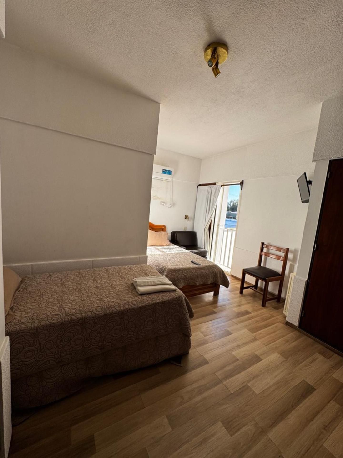 Quintuple Room