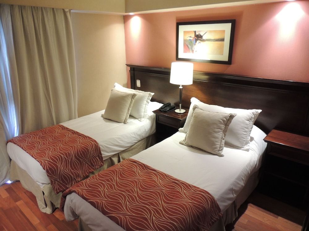 Premium Tower Suites Executive Room 3