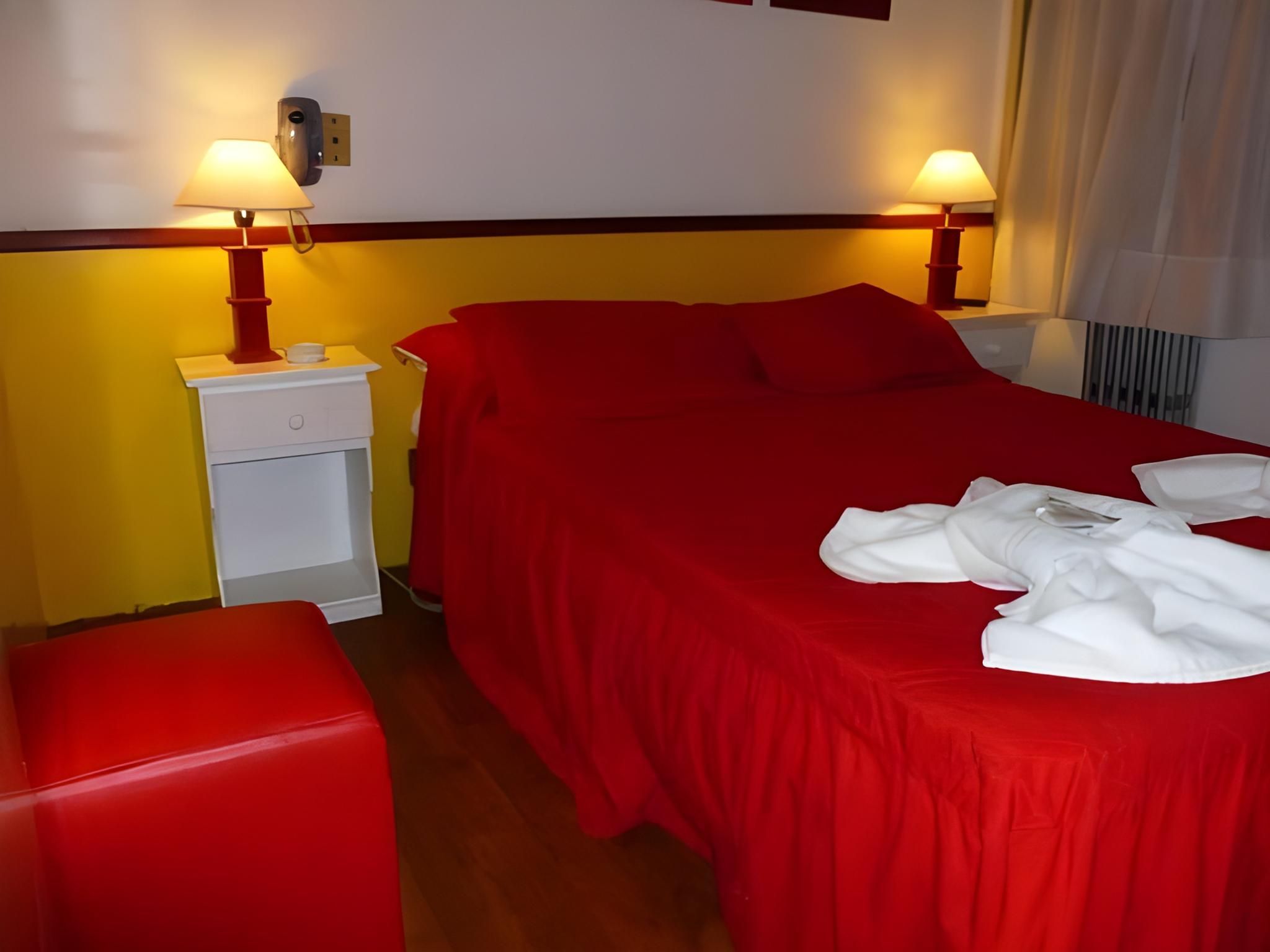 Apartment (2 Adults + 2 children)