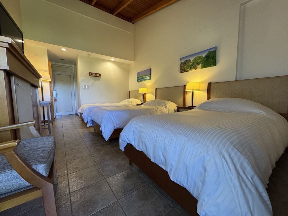 Hotel Maitei Posadas Superior Triple Room 2