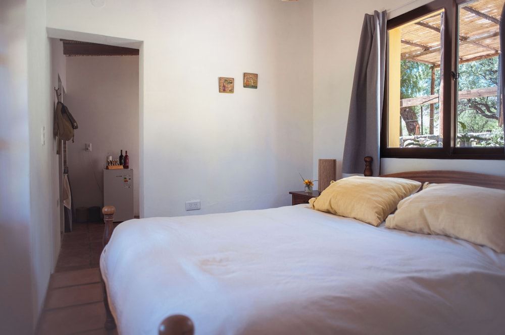 Basic Cabin, Mountain View