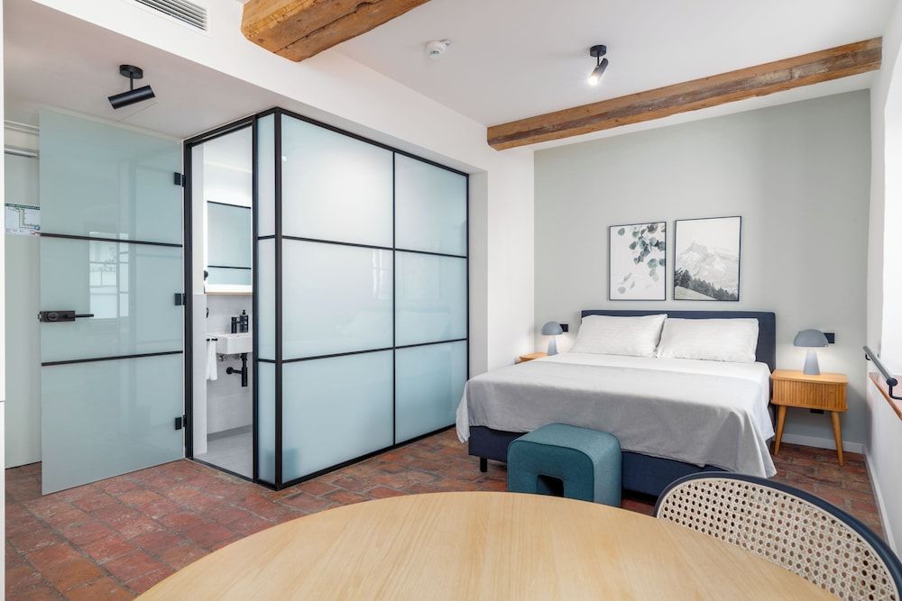 Limehome Krems Undstraße Suite 8