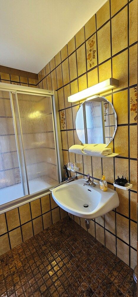 Pension Edi Basic Double Room, Balcony, Mountain View 4