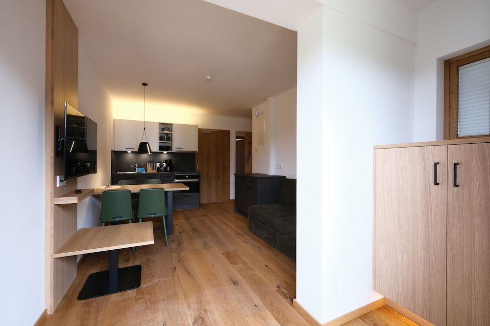 Comfort Apartment, Balcony, Mountain View