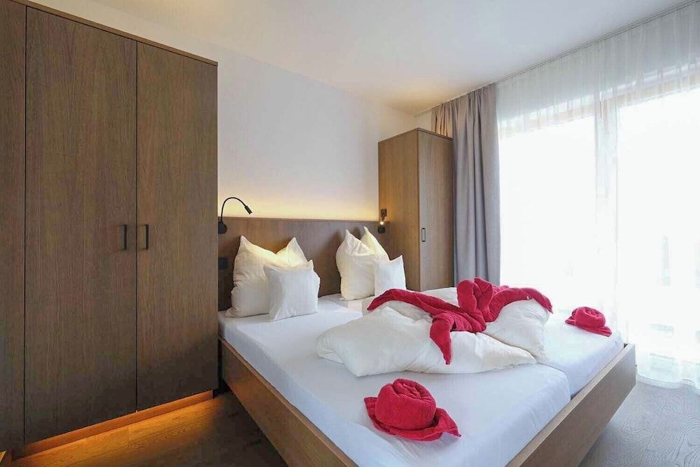 Superior Apartment, Balcony, Lake View