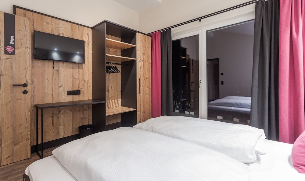 Deluxe Chalet, Multiple Bedrooms