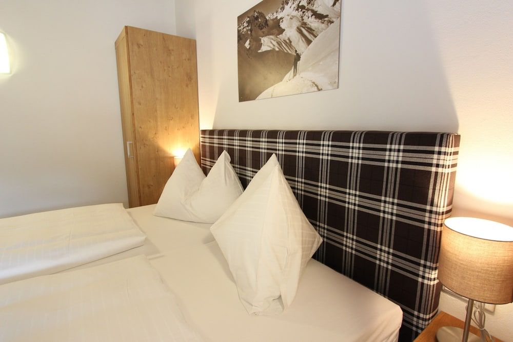 Comfort Chalet, Multiple Bedrooms