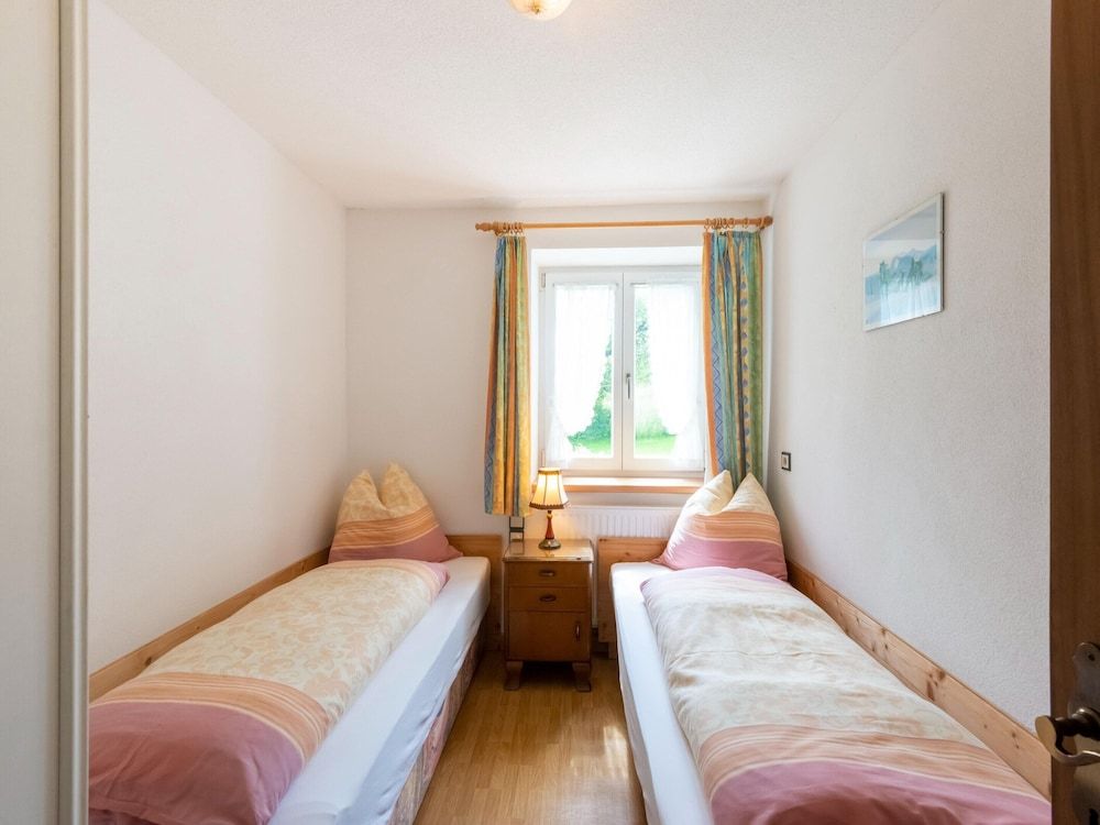 Classic House, Multiple Bedrooms