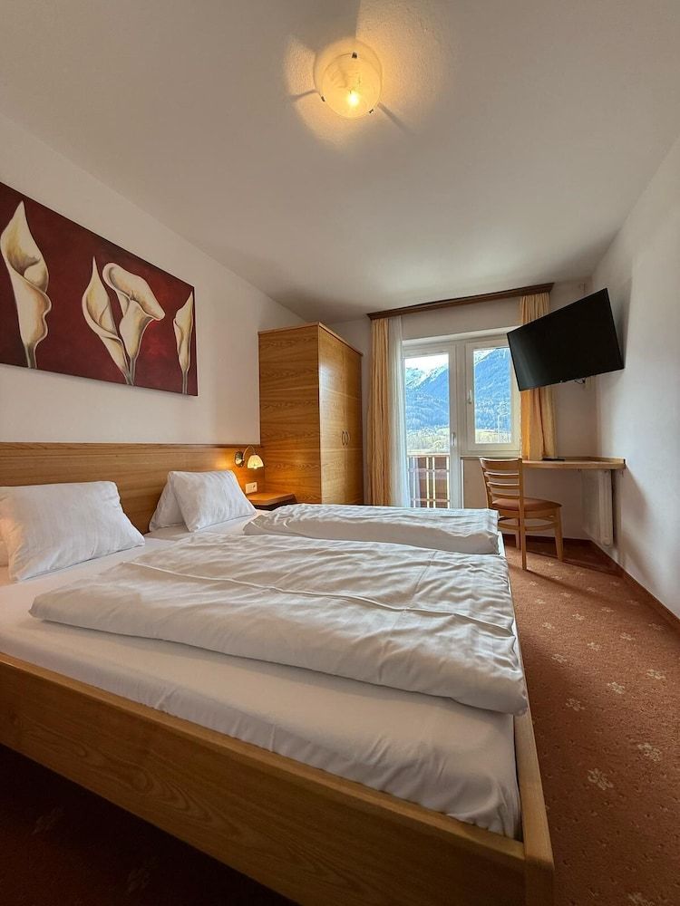 Pension Plattenhof Economy Double Room, Balcony, Mountain View 6