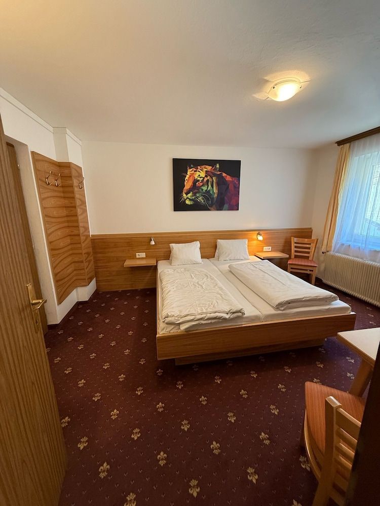 Pension Plattenhof Deluxe Twin Room, Balcony, Mountain View 3