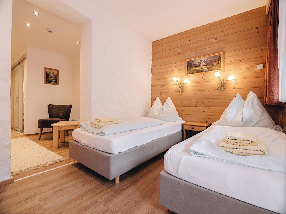 Double or Twin Room, Balcony, Courtyard View
