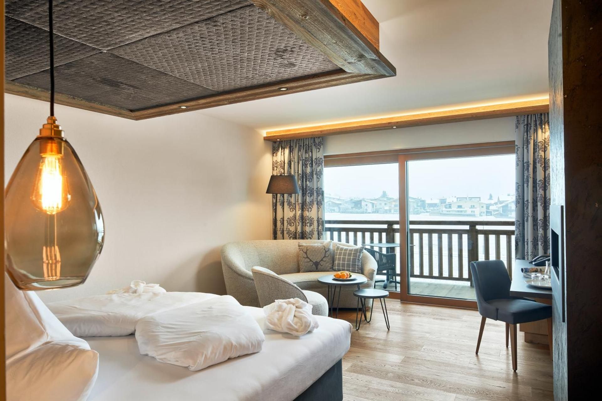 Junior Suite with Mountain View STYLE_ON POINT