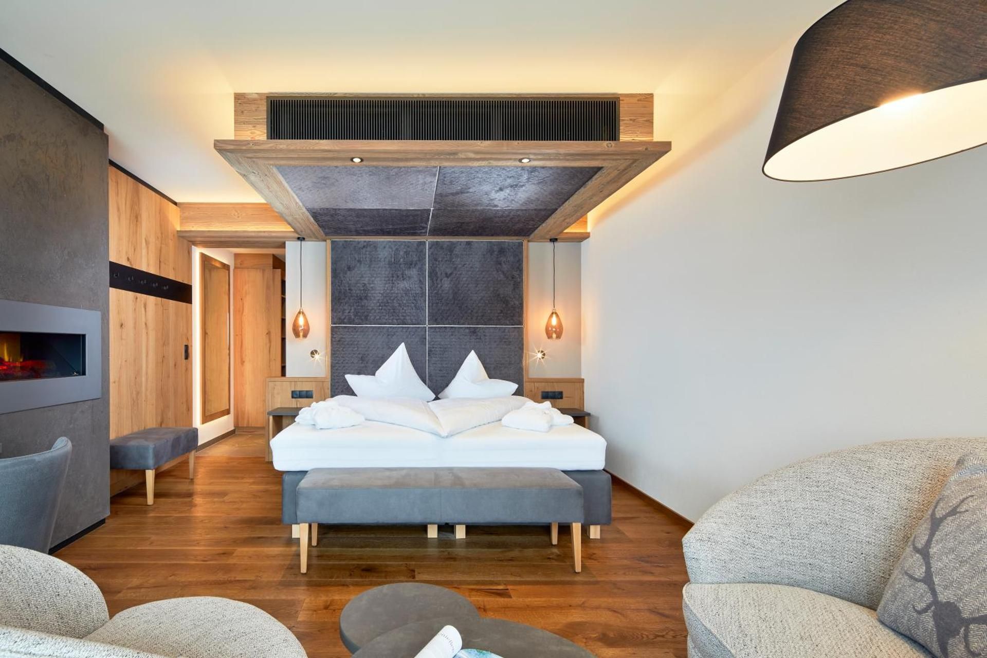 Junior Suite with Mountain View STYLE_ON POINT