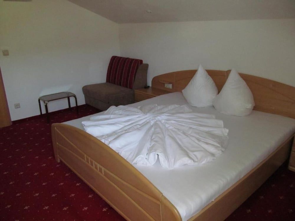 Room, 2 Bedrooms, Smoking, Balcony