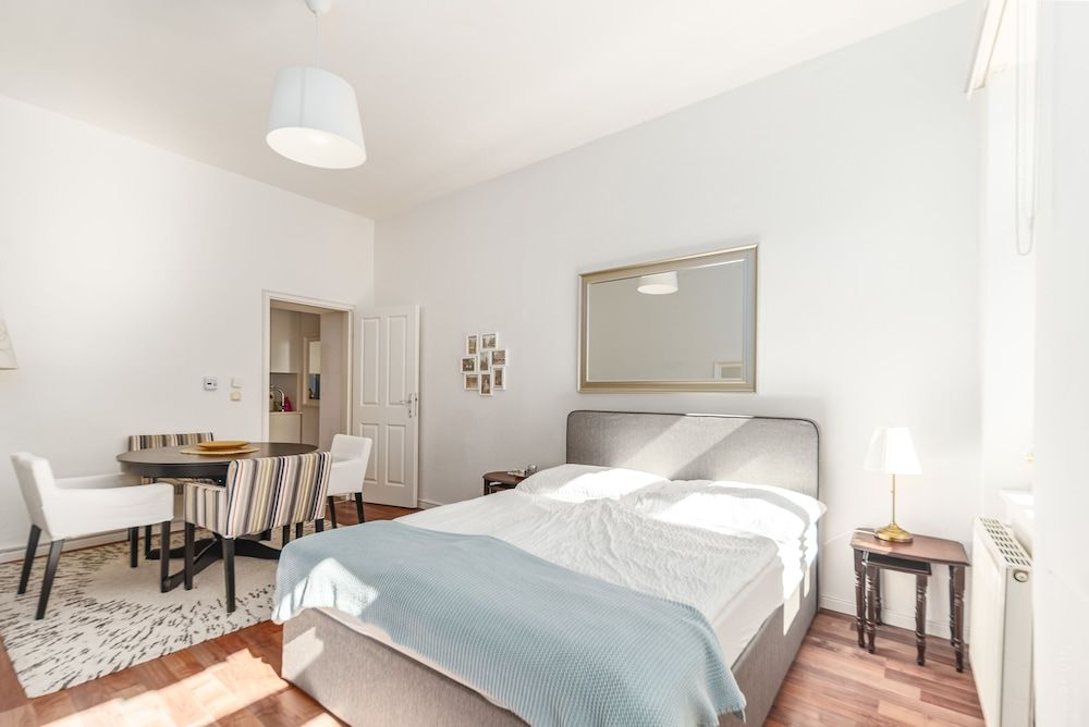 Apartment (2)