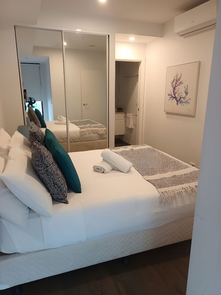 Mega Style Apartments - The Marc Deluxe Apartment 7