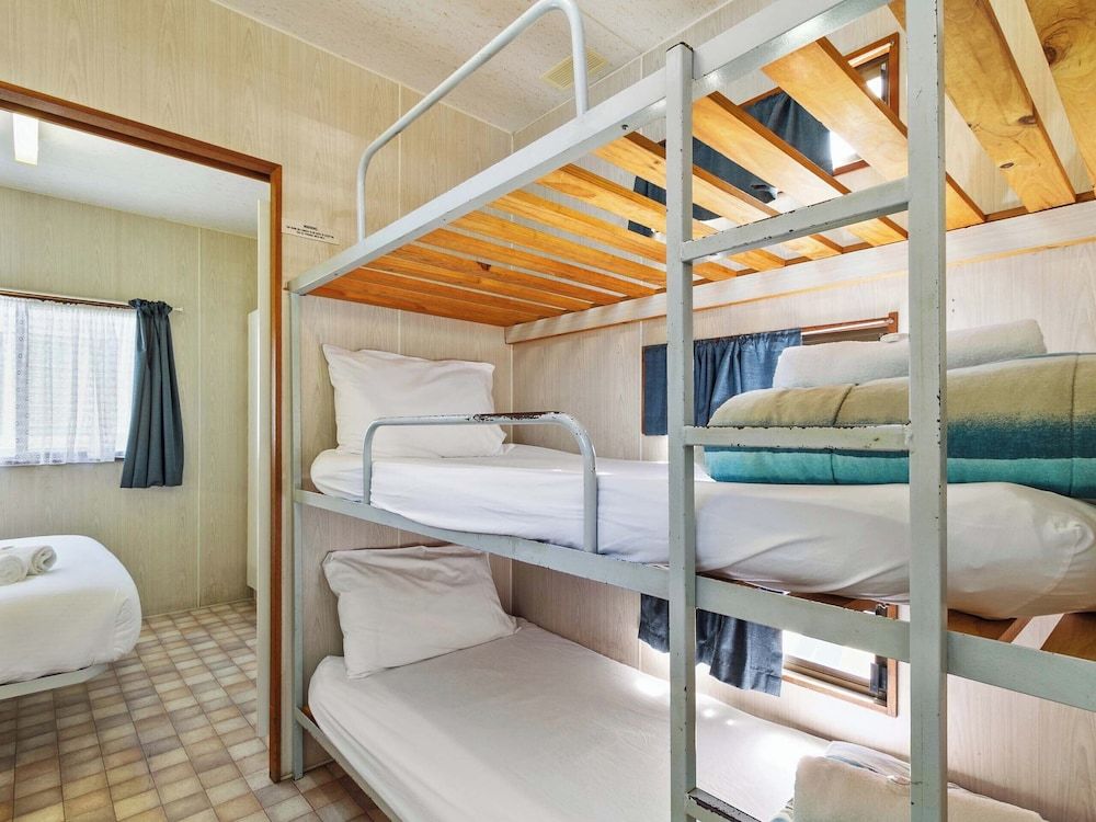 Waters Edge Holiday Park Economy Cabin 2