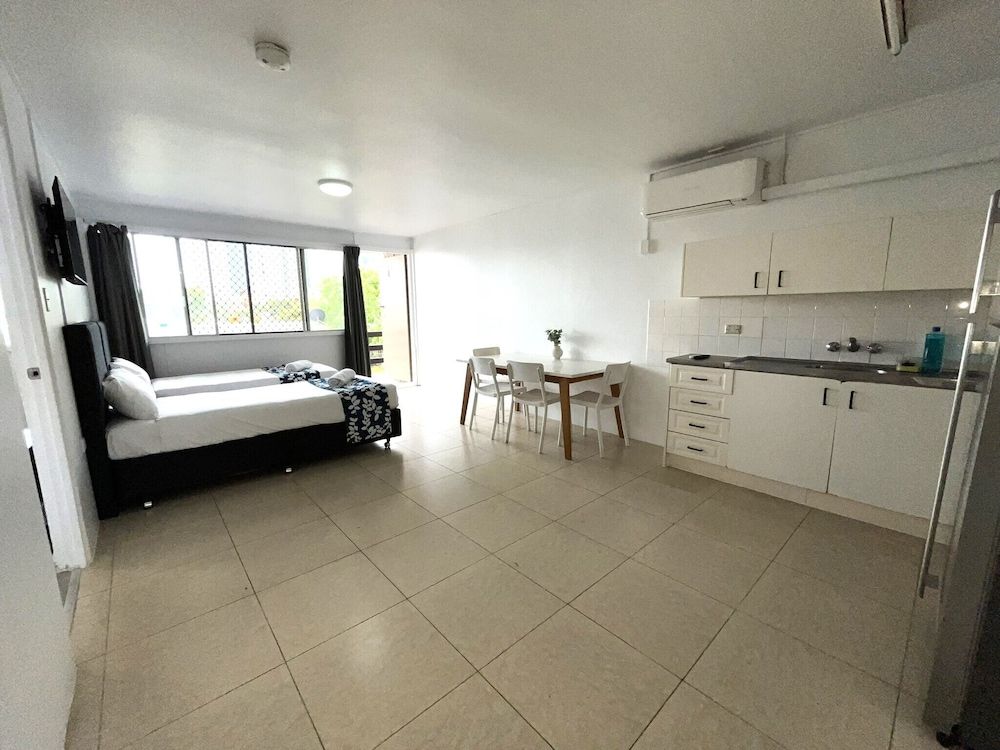 Browns Broadbeach Standard Apartment, 2 Bedrooms 10