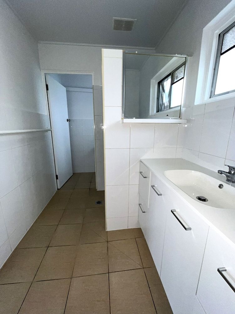 Browns Broadbeach Standard Apartment, 2 Bedrooms 13