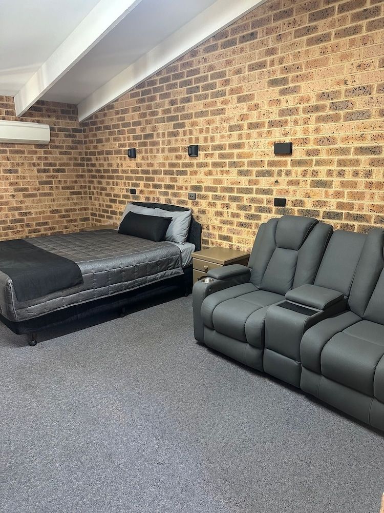 Clock Tower Motor Inn Standard Double Room, 1 Queen Bed