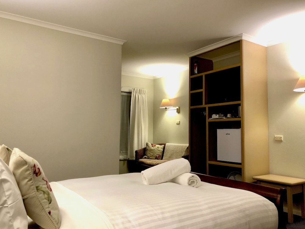 Douglas Riverside Premium Room, 1 Queen Bed 2