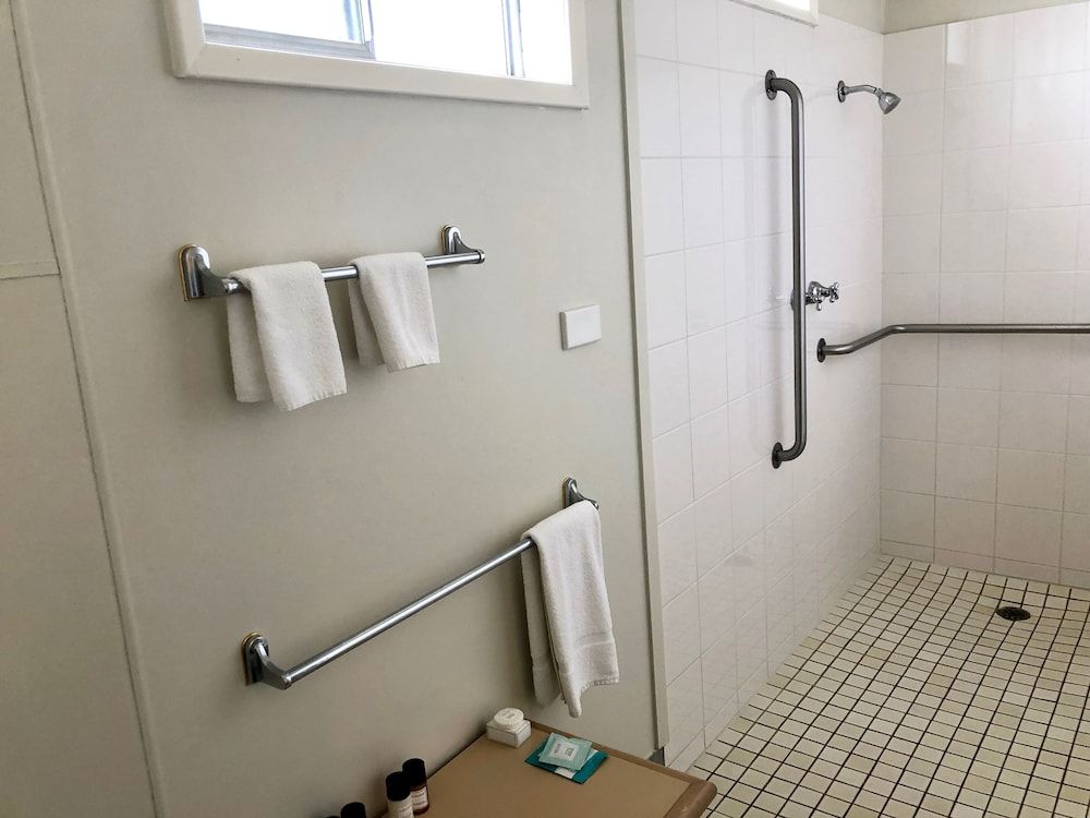 Douglas Riverside Premium Apartment, 1 Bedroom, Kitchen 4