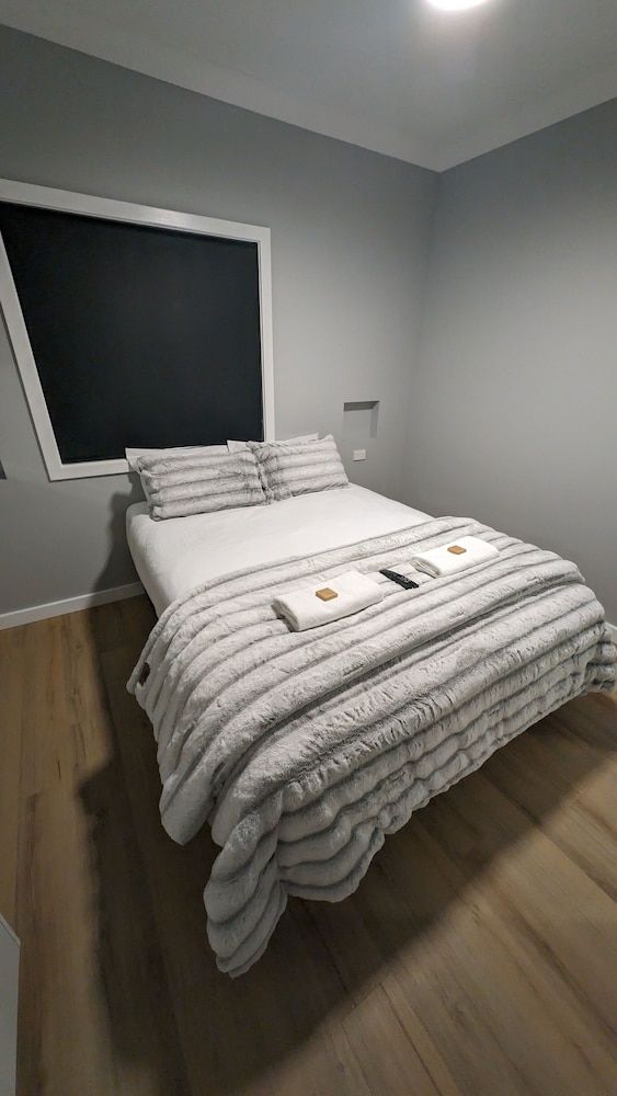 Northcott Lodge Deluxe Apartment, 3 Bedrooms 2