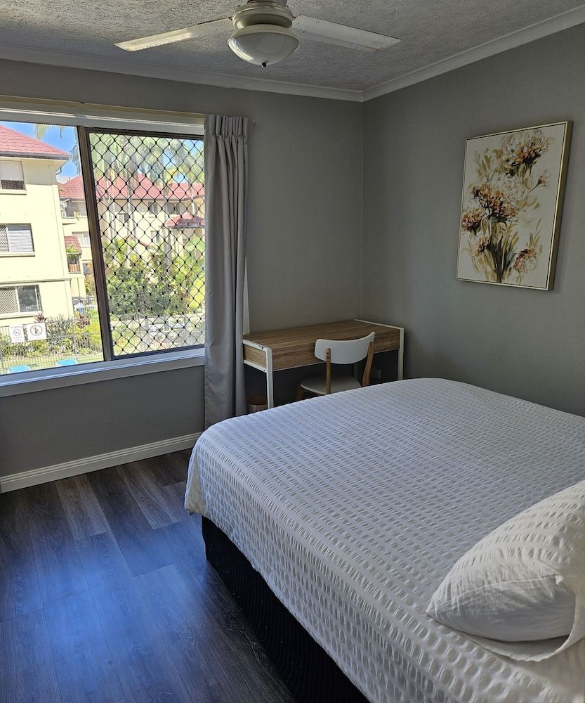 Basic Apartment