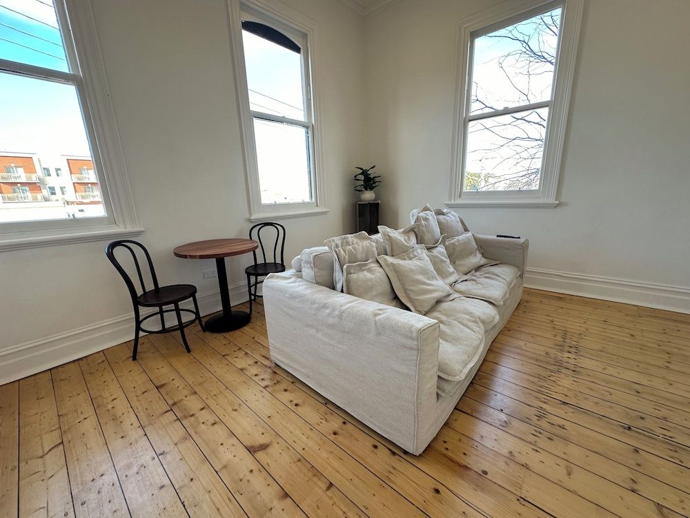 ARK Apartments Apartment, 1 King Bed, City View 5