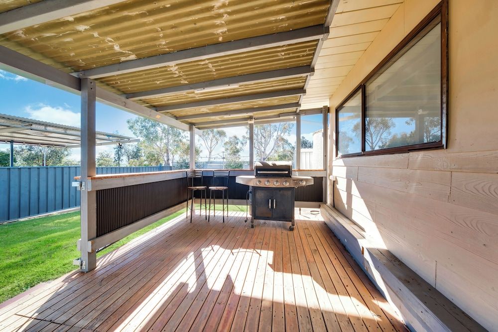 Tamworth Holiday Park Standard 2 Bedroom House - Not Pet Friendly 3