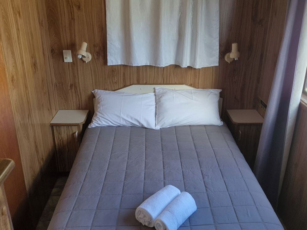 Economy 2 Bedroom Cabin - Pet Friendly