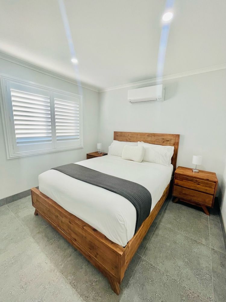 Cottage, 2 Bedrooms (Queen Bed + 2 Singles)