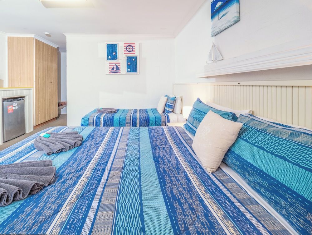 Basic Triple Room