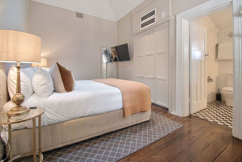 Basic Double Room, Courtyard View