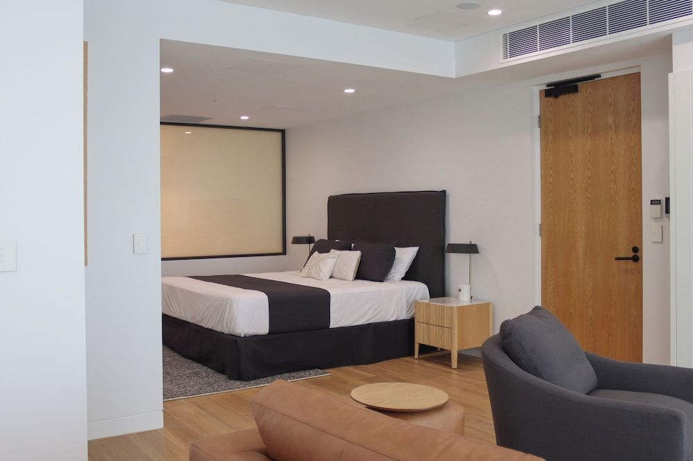 Deluxe Studio Suite, Beach View