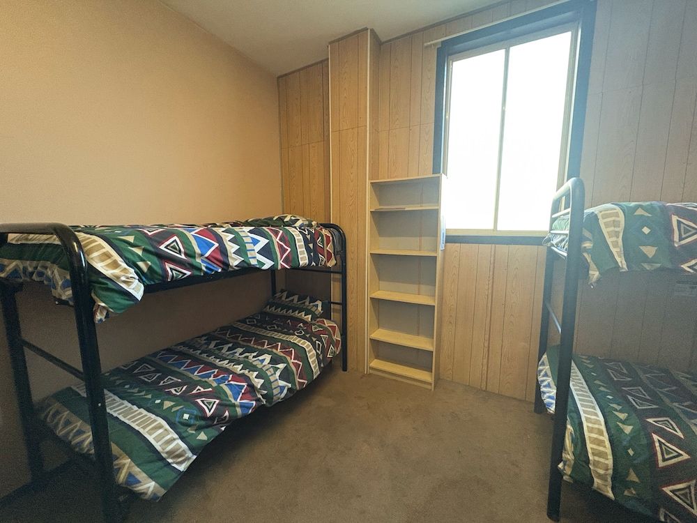 Albany Bayview Lodge Basic Shared Dormitory, Mixed Dorm