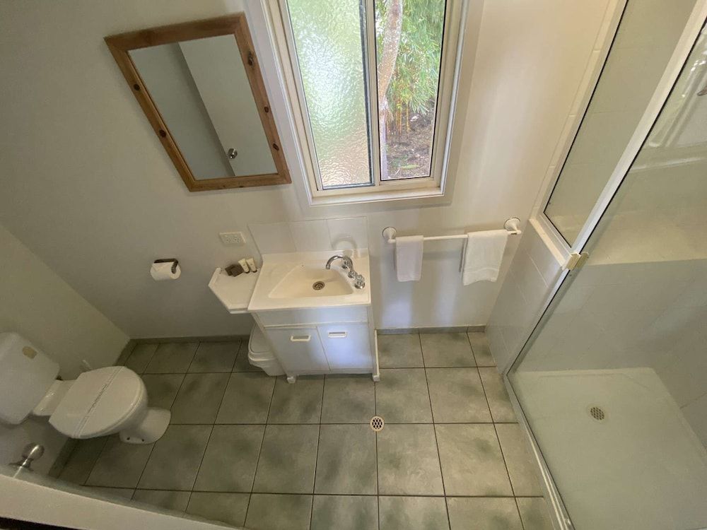 Agnes palms motel Comfort Quadruple Room 8