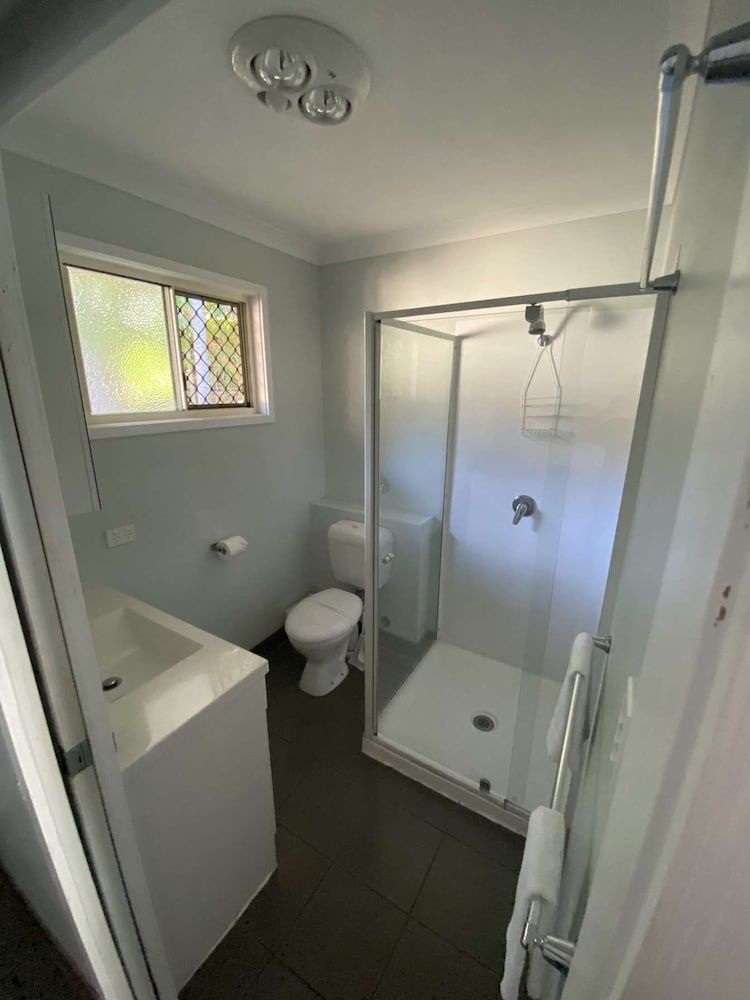 Agnes palms motel Comfort Cabin, Patio 4