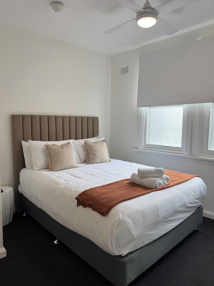 Grand Hotel Kiama Classic Double or Twin Room 2