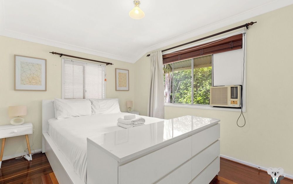 House, 3 Bedrooms (QAL035)