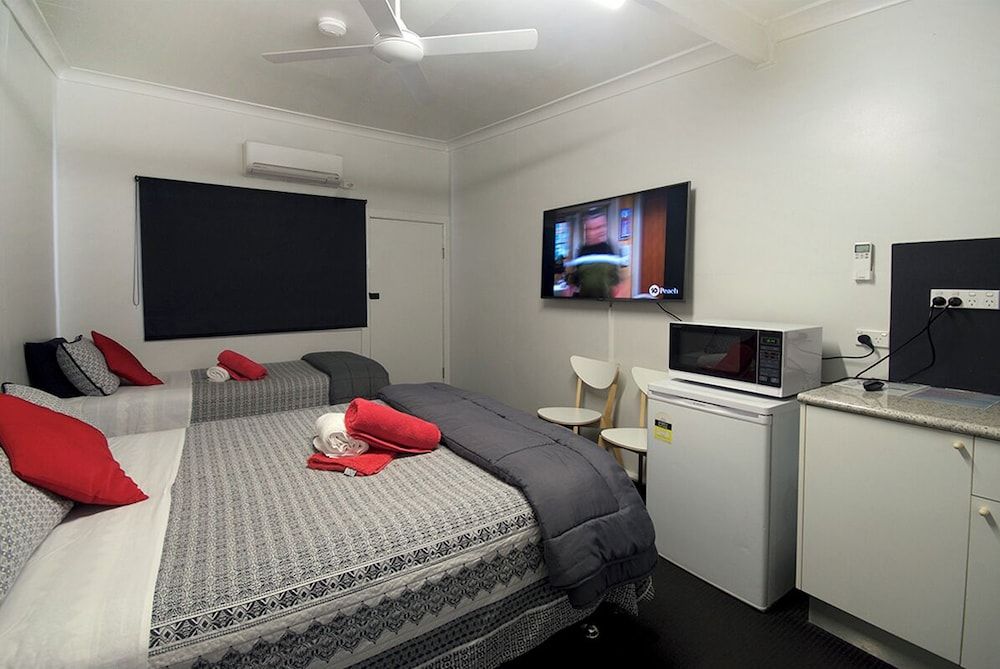 Comfort Triple Room, Multiple Beds, Private Bathroom, Garden View